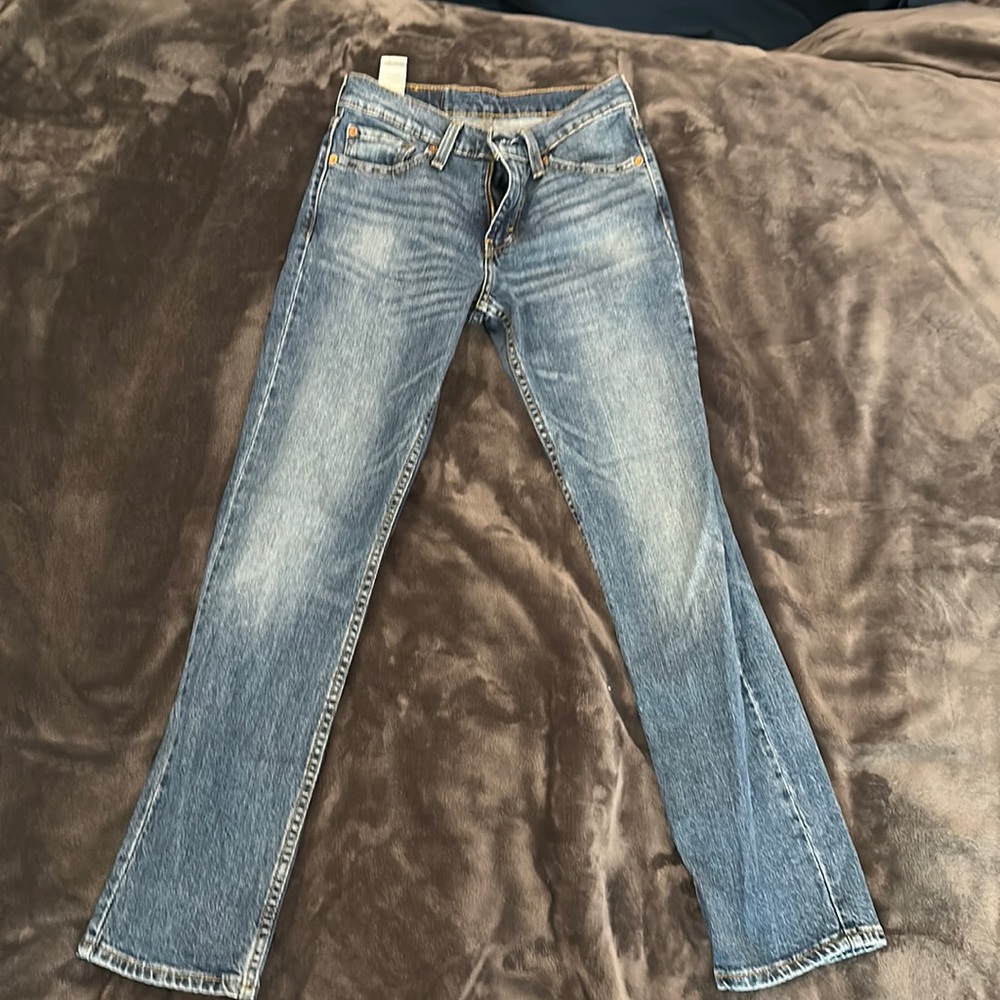 Mens blue Levi’s jeans W-28 L-30